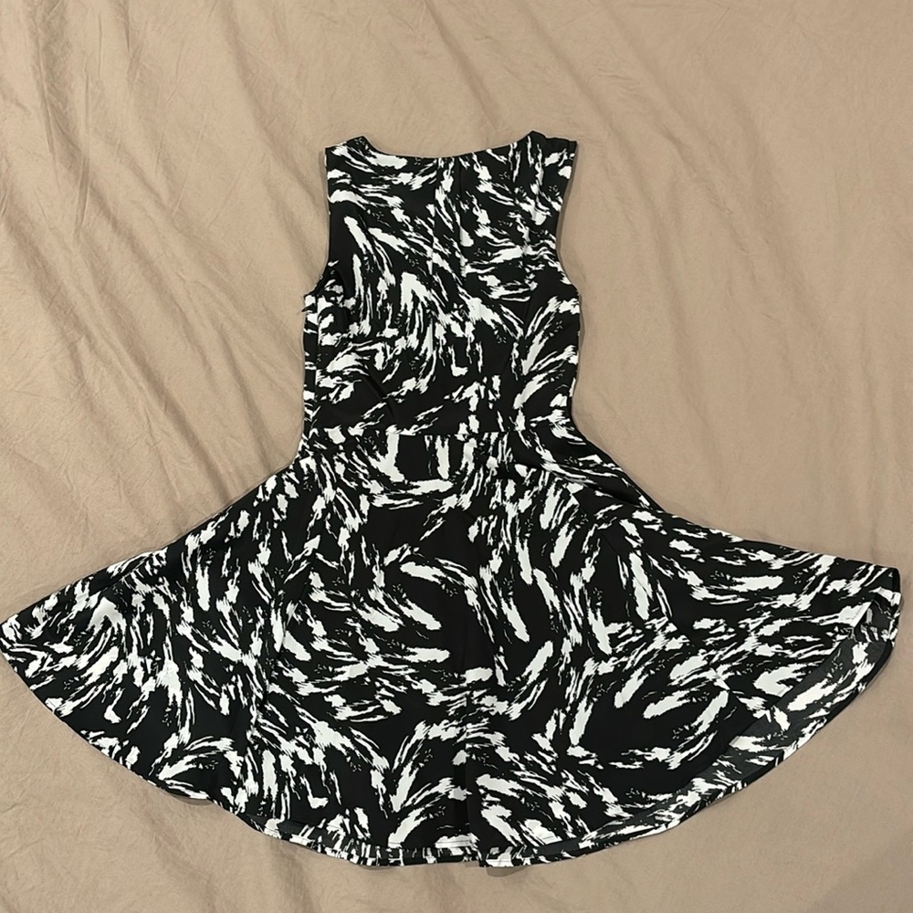 Express Mini Dress - Picture 3 of 3